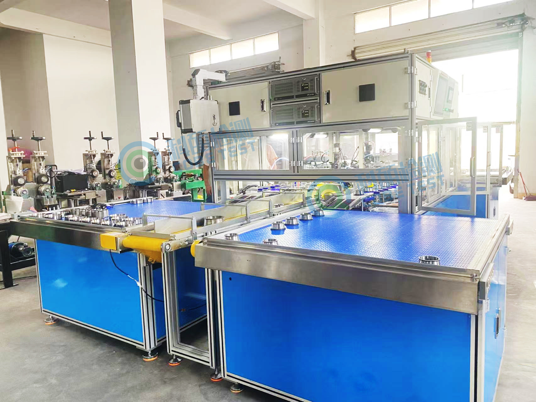 圓錐滾子軸承套圈渦流檢測機1.jpg 圓錐滾子軸承套圈渦流檢測機1.jpg